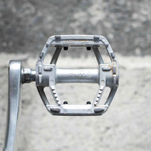 画像をギャラリービューアに読み込む, RMX PEDAL (COSMIC SILVER)