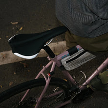 画像をギャラリービューアに読み込む, NAVIGATOR SADDLE (BLACK)