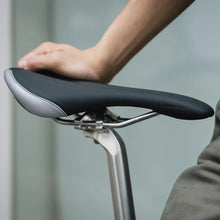 画像をギャラリービューアに読み込む, NAVIGATOR SADDLE (BLACK)