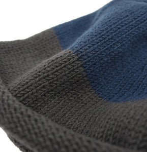 Merino Roll Cap (Dark chocolate in Midnight)