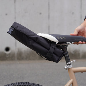 ROLLTOP SADDLE BAG (ECOPAK / BLACK)