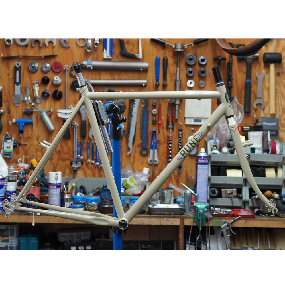 RUNE Knightwood Frame Set (Olive Green) – BICYCLE STUDIO MOVEMENT