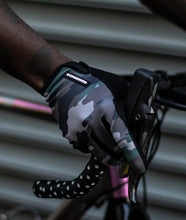 画像をギャラリービューアに読み込む, LT Cycling Gloves (WOODLAND CAMO)